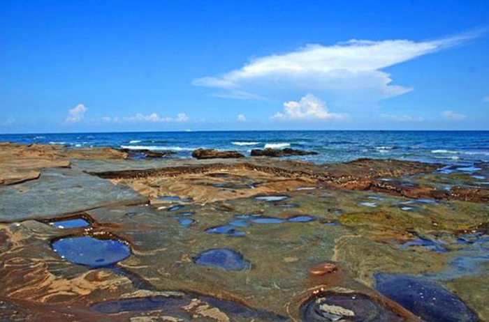 涠洲岛芝麻滩.jpg